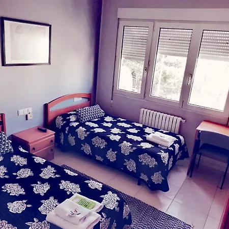 Hostal Monteclaro Ponferrada Exterior photo